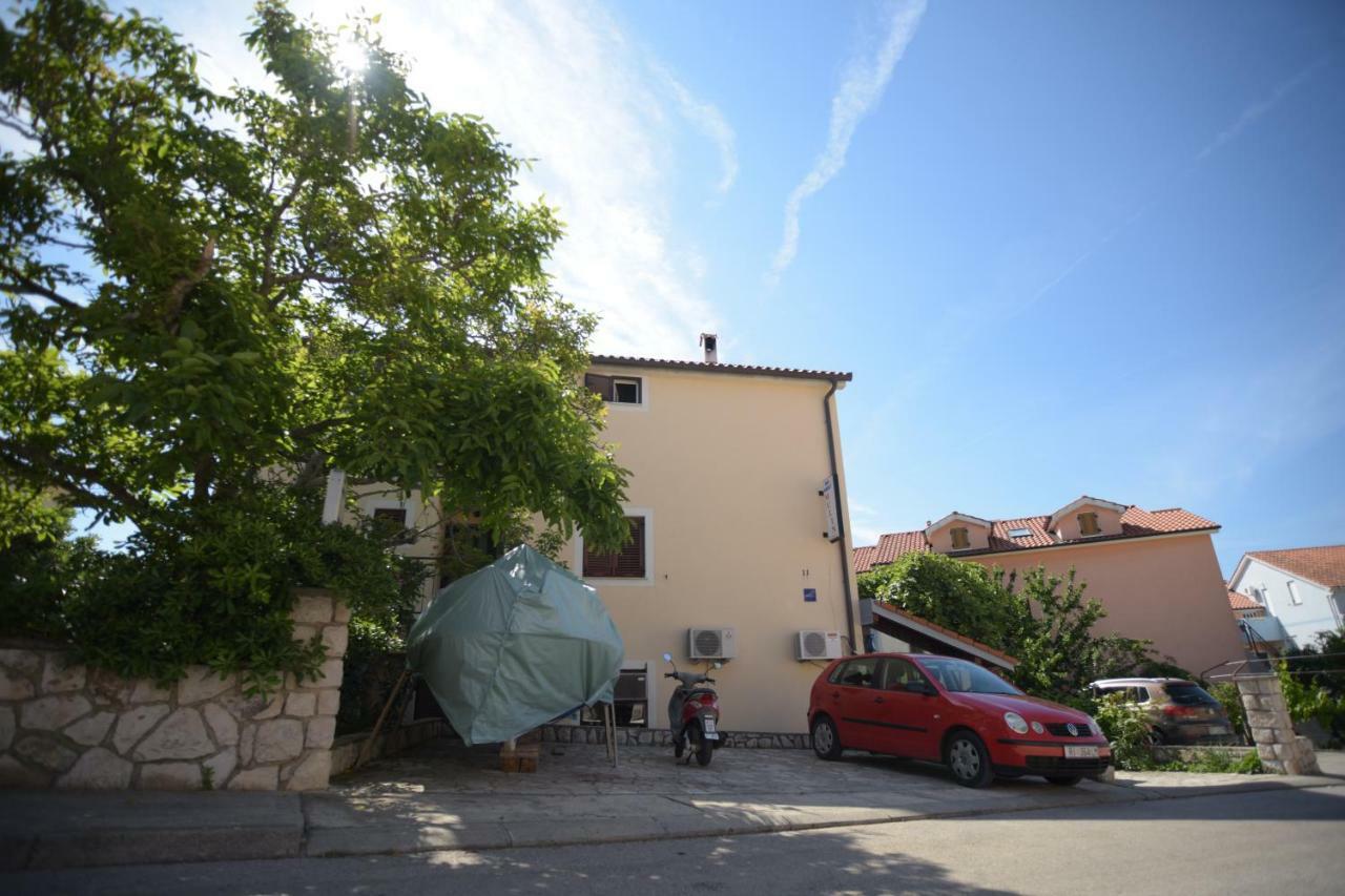 Apartmani Vitkovic II Cres Luaran gambar