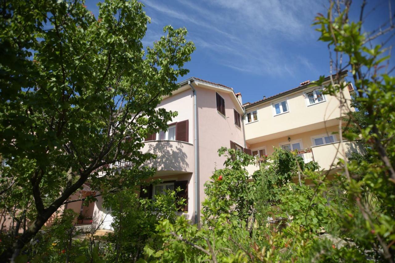Apartmani Vitkovic II Cres Luaran gambar